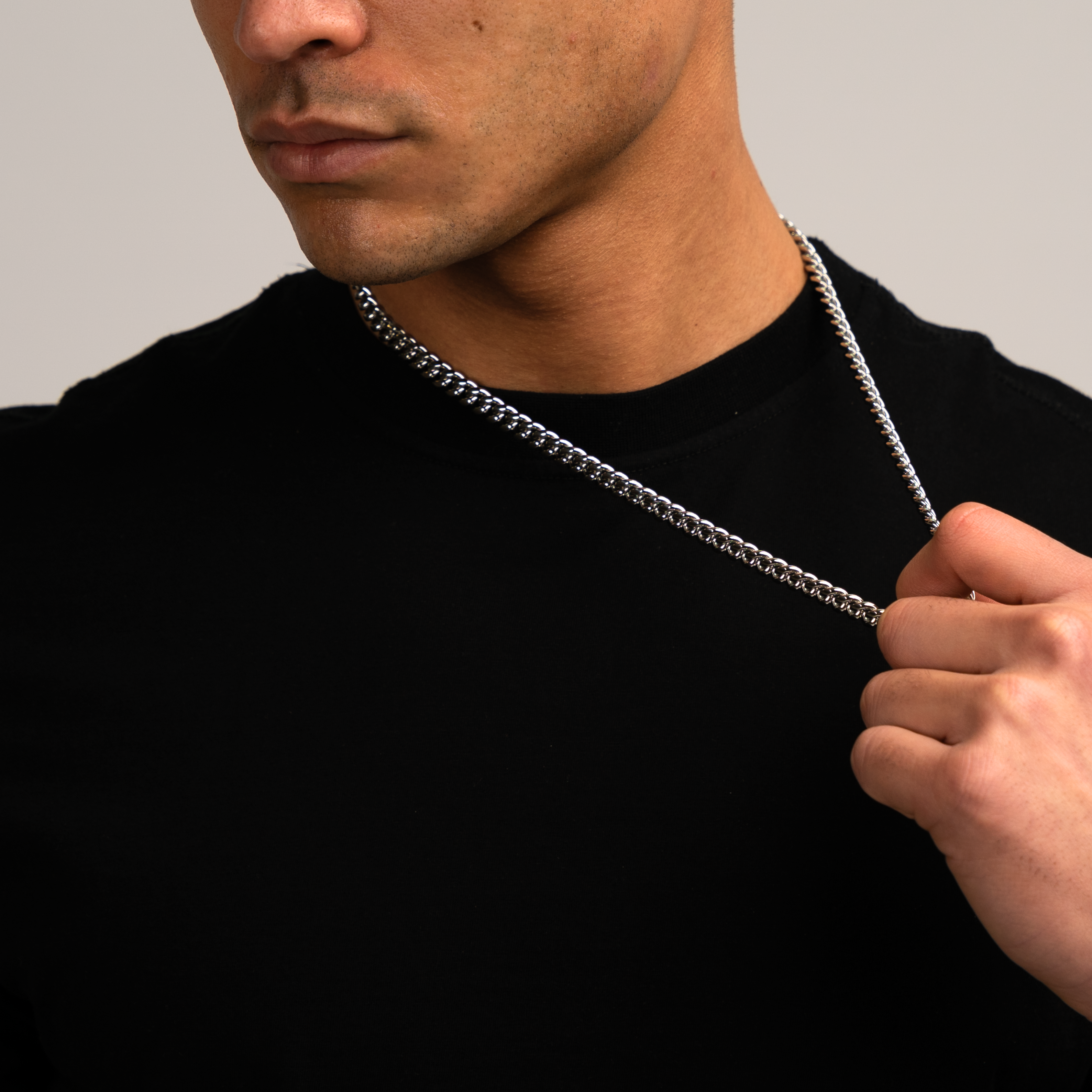 Cuban Link Collar Plateado 8MM
