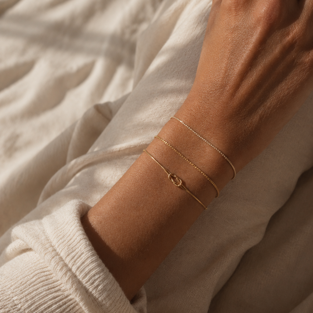 Loop Bracelet Gold
