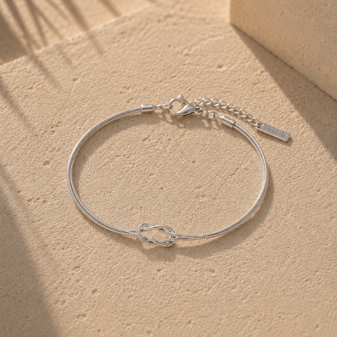 Loop Bracelet Silver
