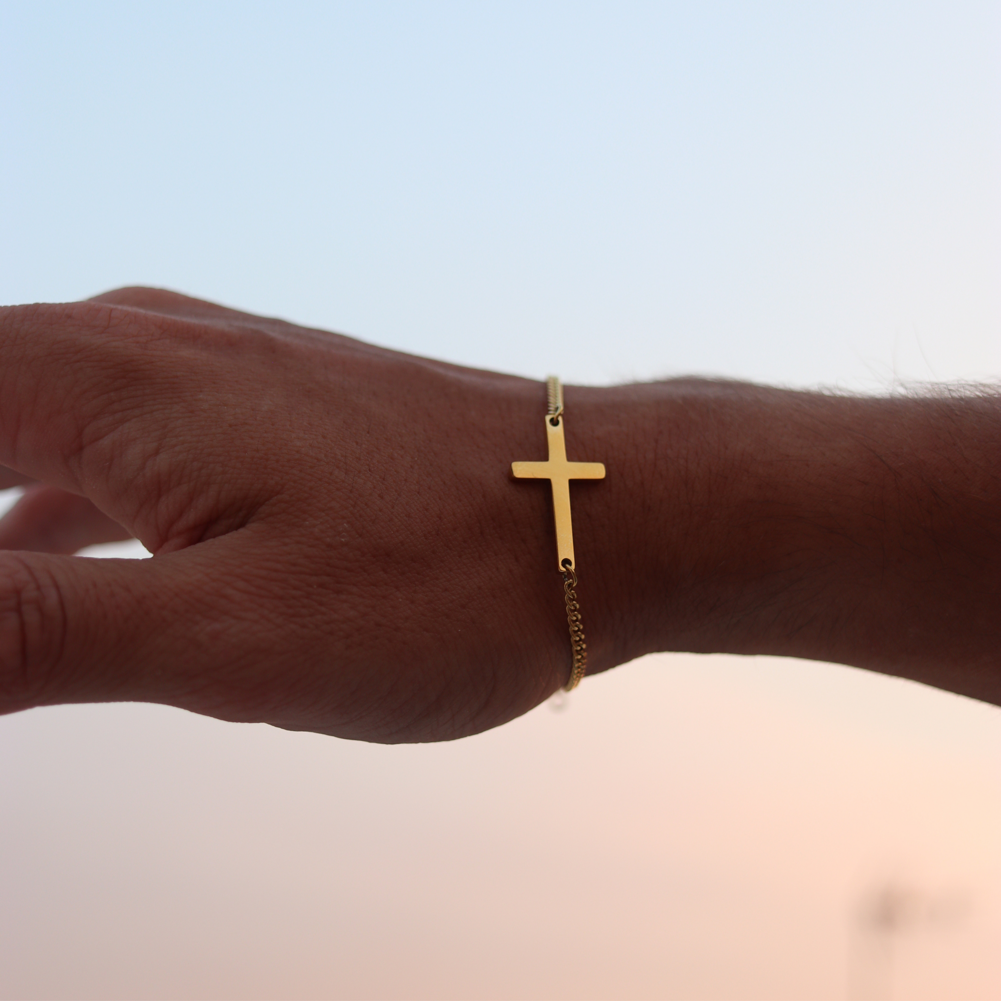 Cross Armbånd Guld