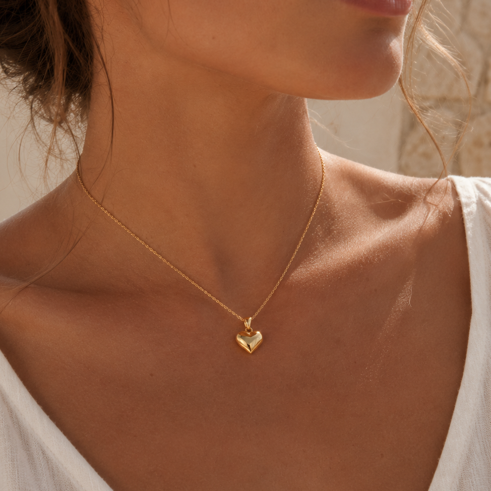 Heart Pendant Necklace Gold