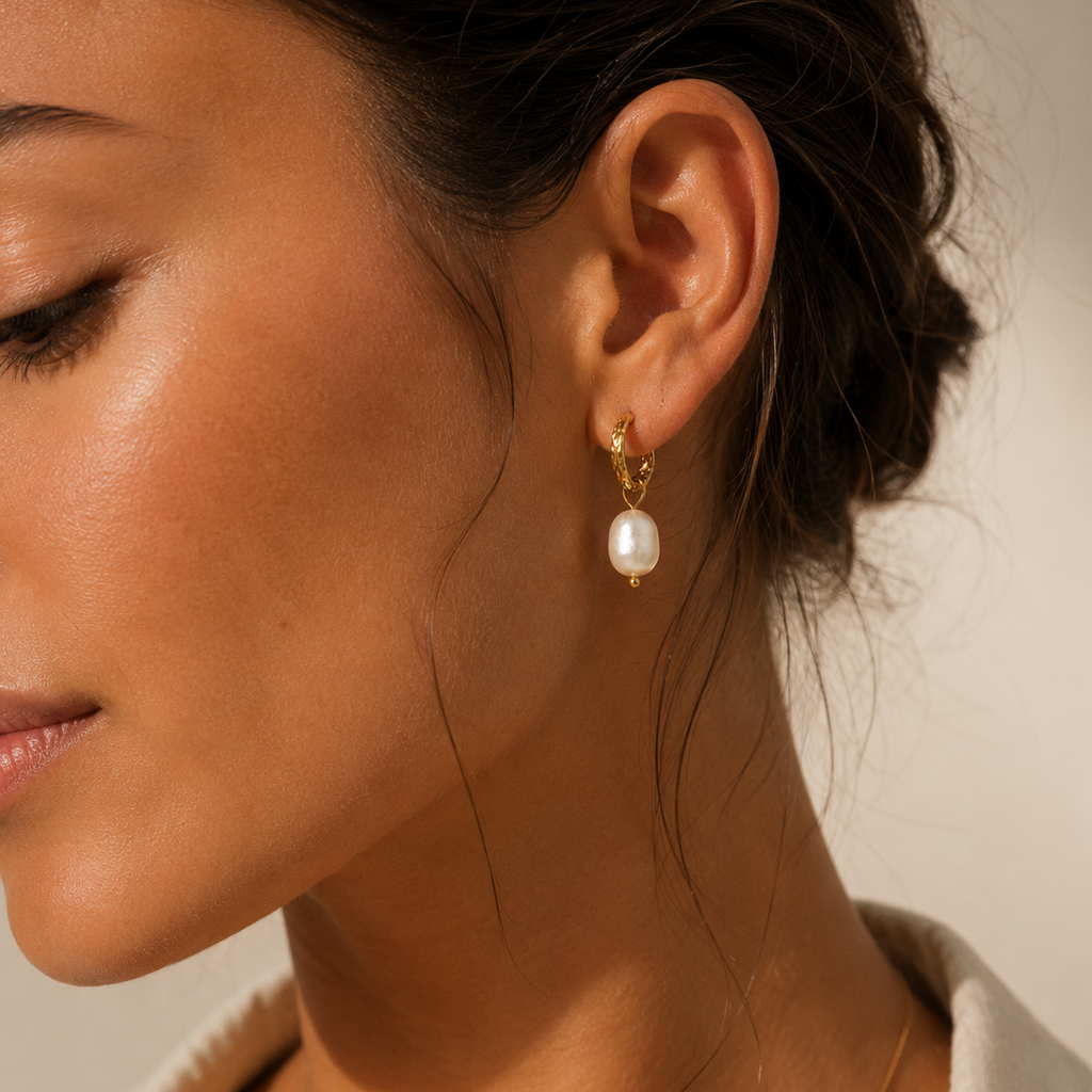 Hammered Pearl Earrings Gold