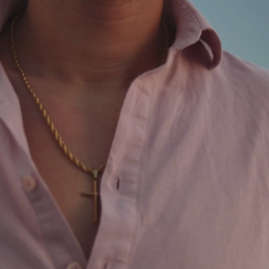 Cross Pendant Gold